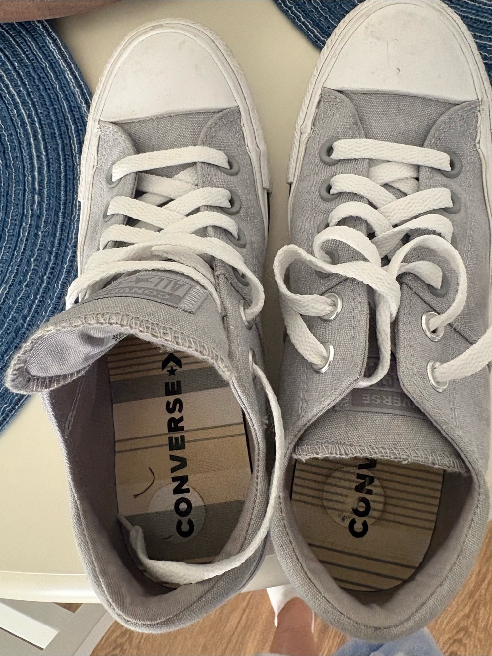 Converse low top sneakers - Picture 2 of 6